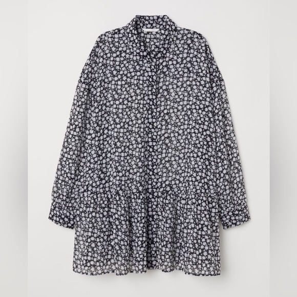 H&M Dresses & Skirts - ✨ SALE ✨ H&M | Flowy Floral Shirtdress